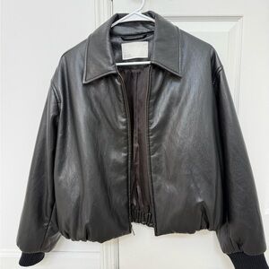 Oak and Fort Women’s Black Leather Zip-Front Jacket